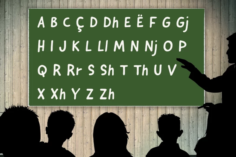 Albanisches Alphabet Albanisches Alphabet