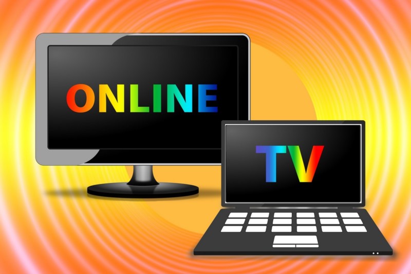 Watch Tv Online Tv Laptop Internet Notebook. Image by Gerd Altmann from Pixabay, CC0